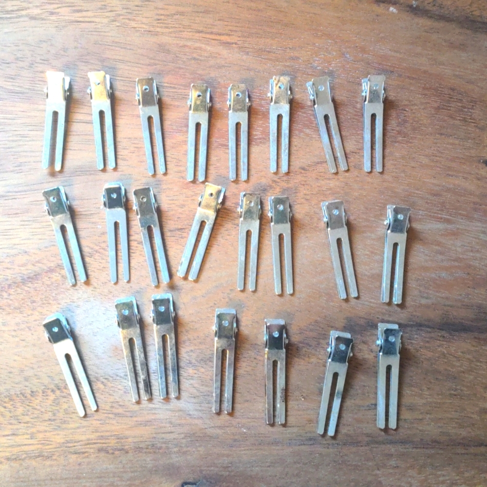 24 Silver Metal Hair Clips